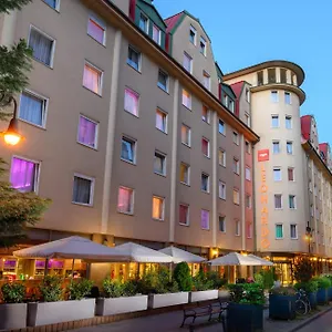 4* Hotel Leonardo