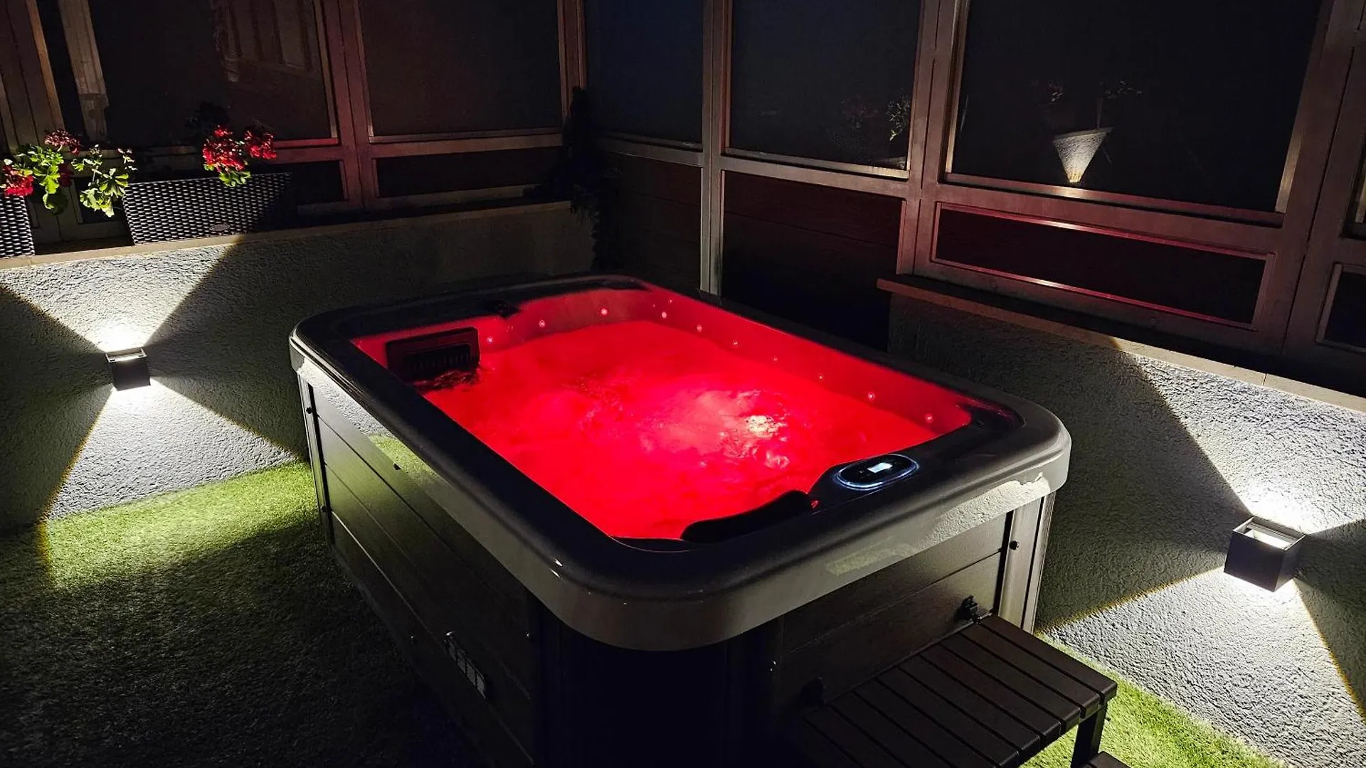 Jacuzzi Tuscany Terrace Apartment Free Parking Budapest