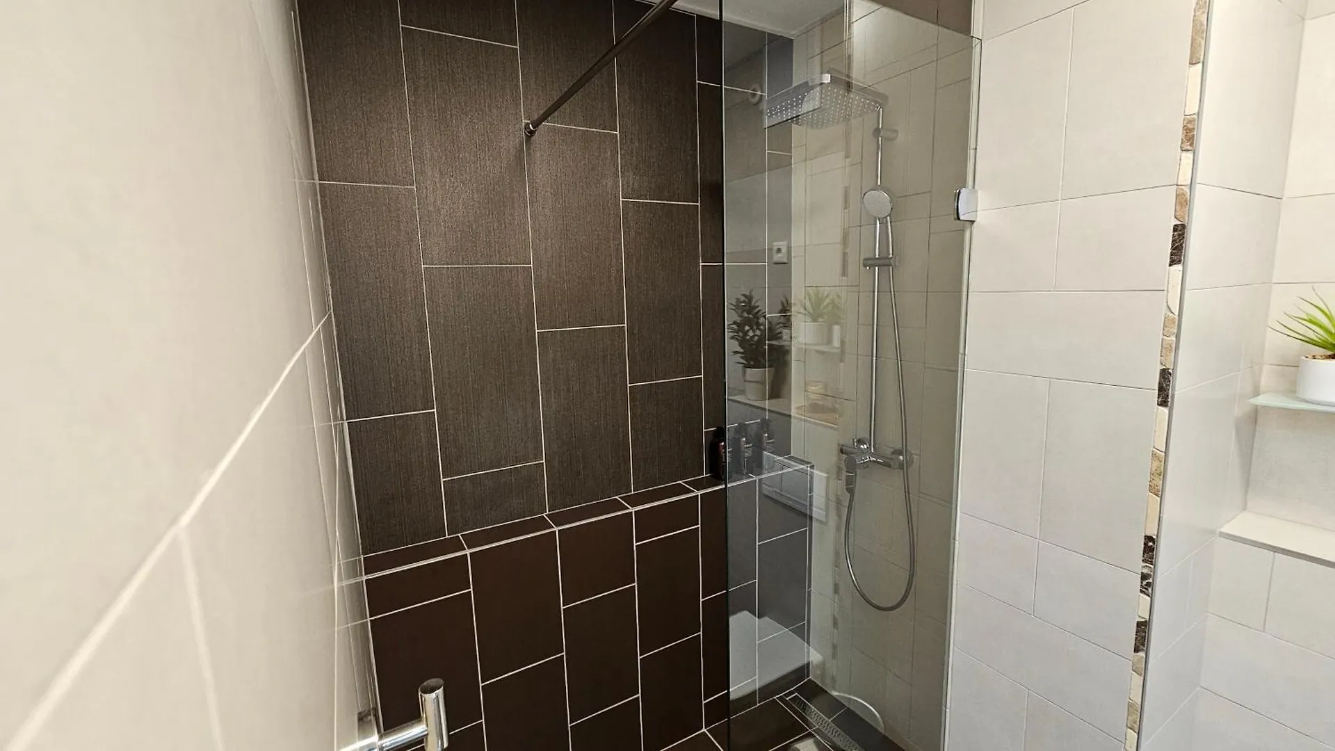 Jacuzzi Tuscany Terrace Apartment Free Parking Budapest