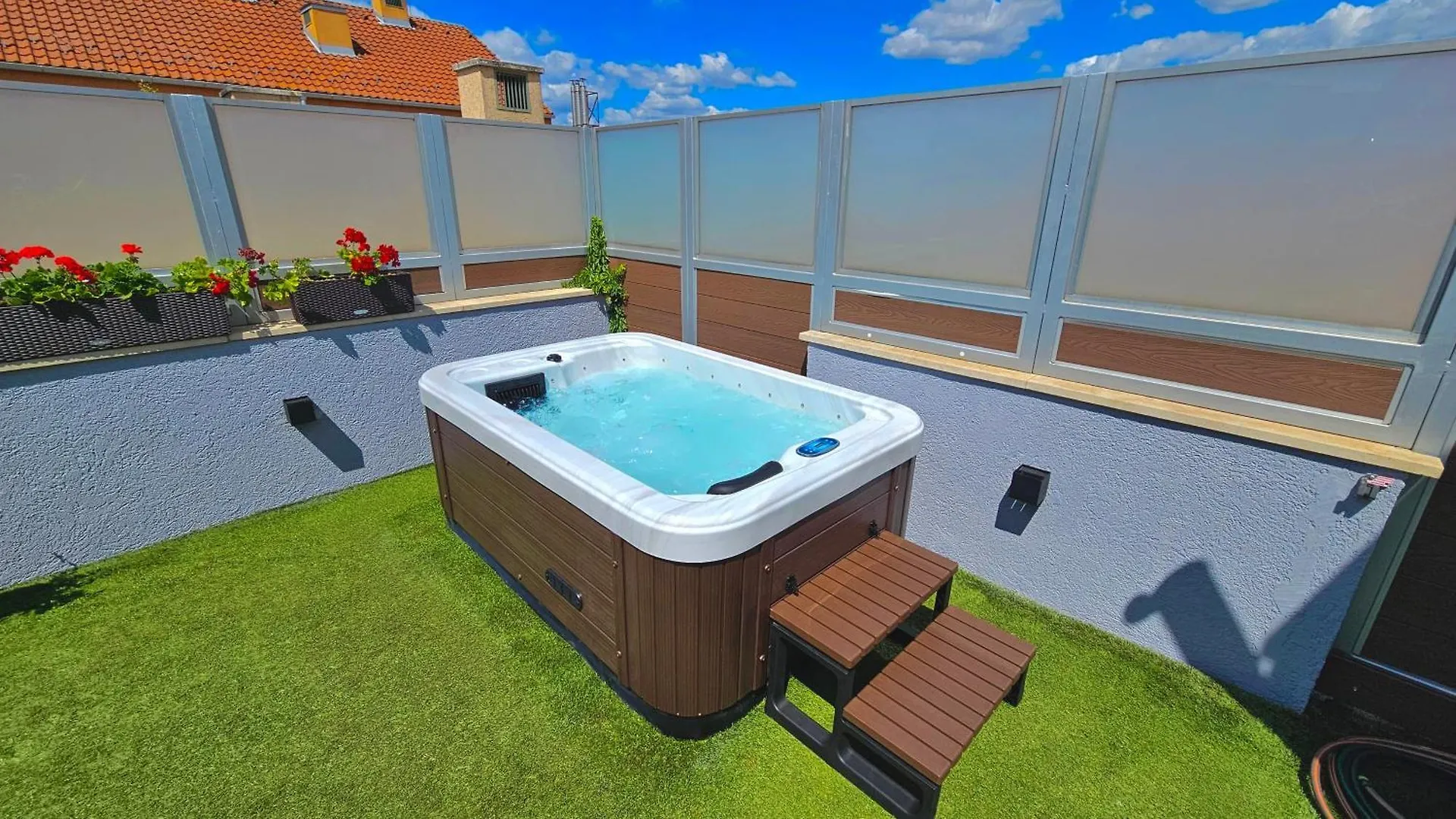 Jacuzzi Tuscany Terrace Apartment Free Parking Budapest