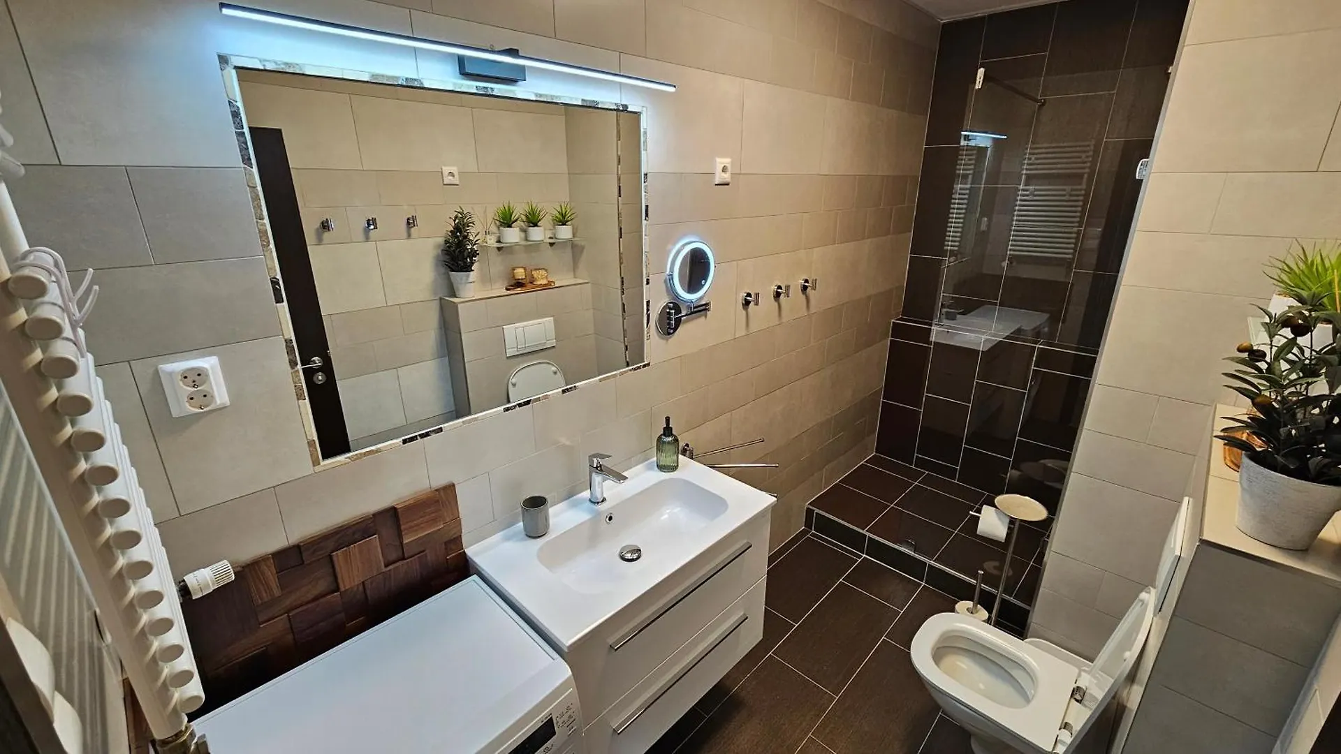 Jacuzzi Tuscany Terrace Apartment Free Parking Budapest